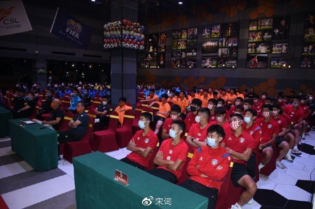 在系列前作中，瑞迪克在宇宙叱咤风云，而后遭到了亲信背叛被骗至一颗蛮荒星球，迪瑞克将面对的是星球上险恶的怪兽以及时刻觊觎着他脑袋的赏金猎人